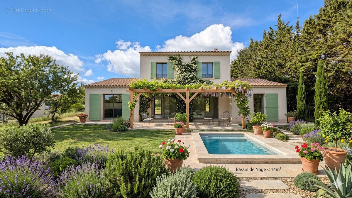 Maison à LOURMARIN