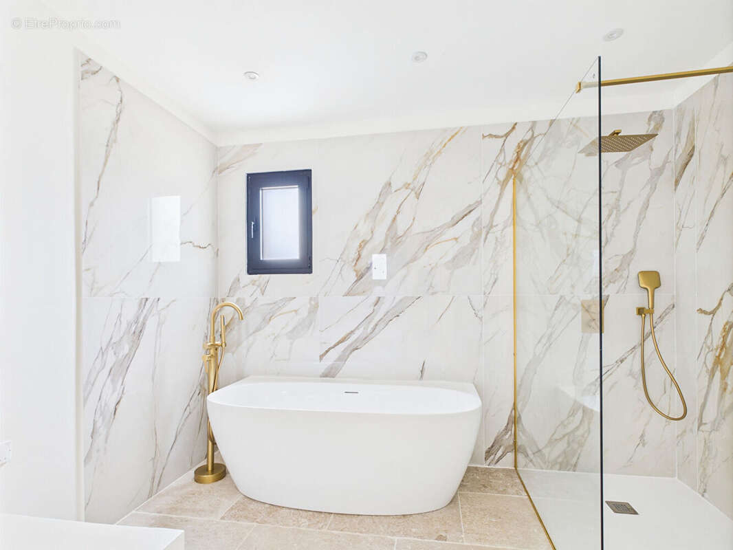 Maison à SAINT-REMY-DE-PROVENCE