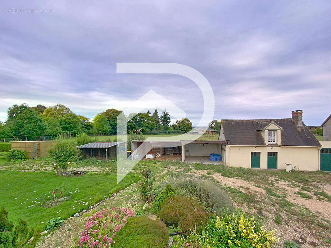 Maison à LE MESNIL-THOMAS