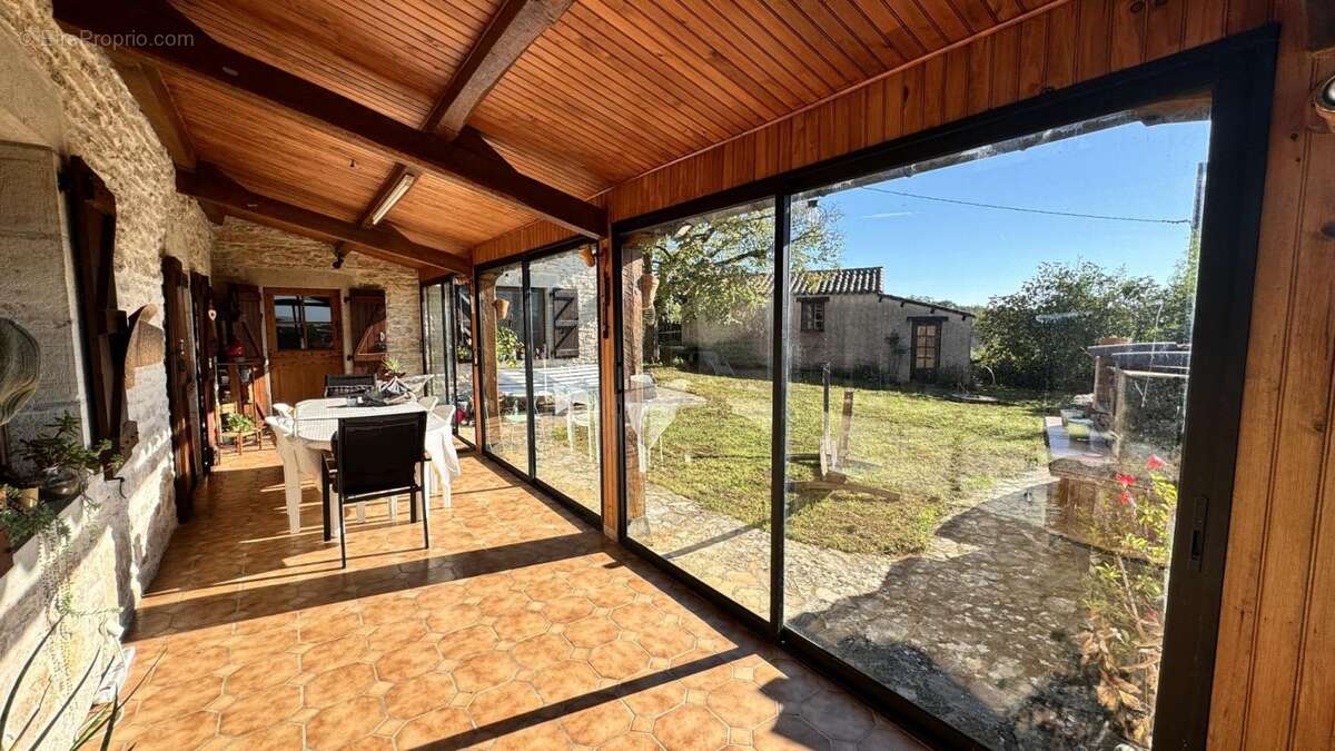 Maison à LUGAGNAC
