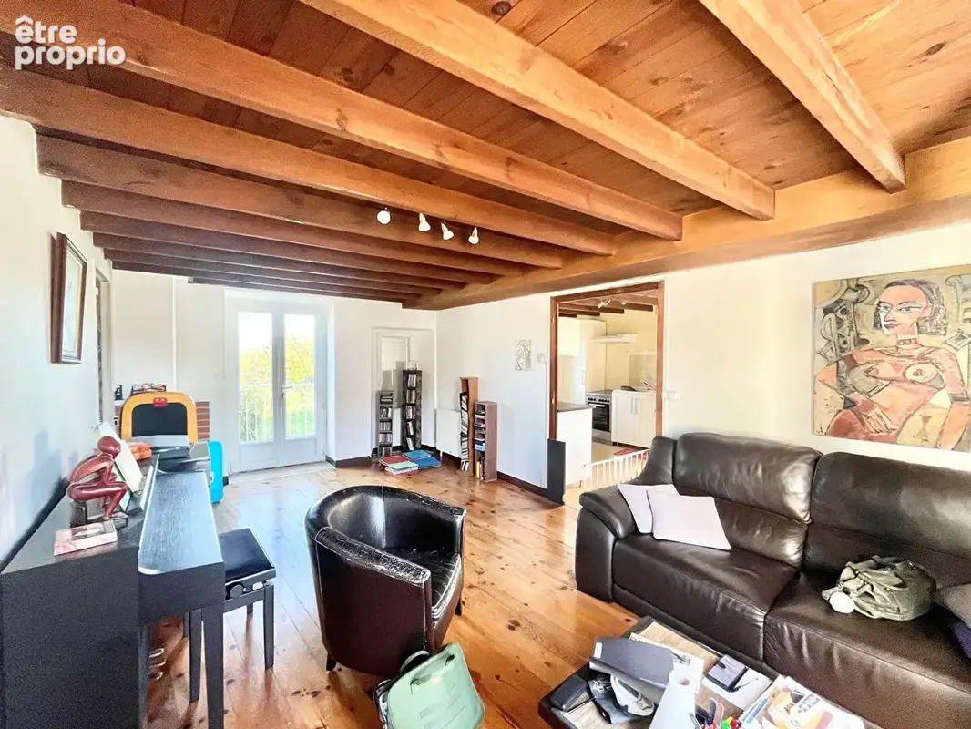 Maison Montillieres Sur Orne 3 pièce(s) 60 m2 - vaste salon séjour - sous-sol complet  - dans le bourg au calme - photo 7