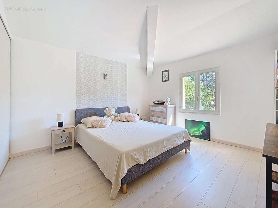 Maison à ROQUEFORT-LES-PINS