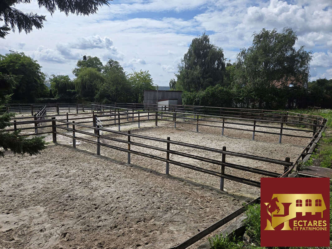 Maison à MARCOUSSIS