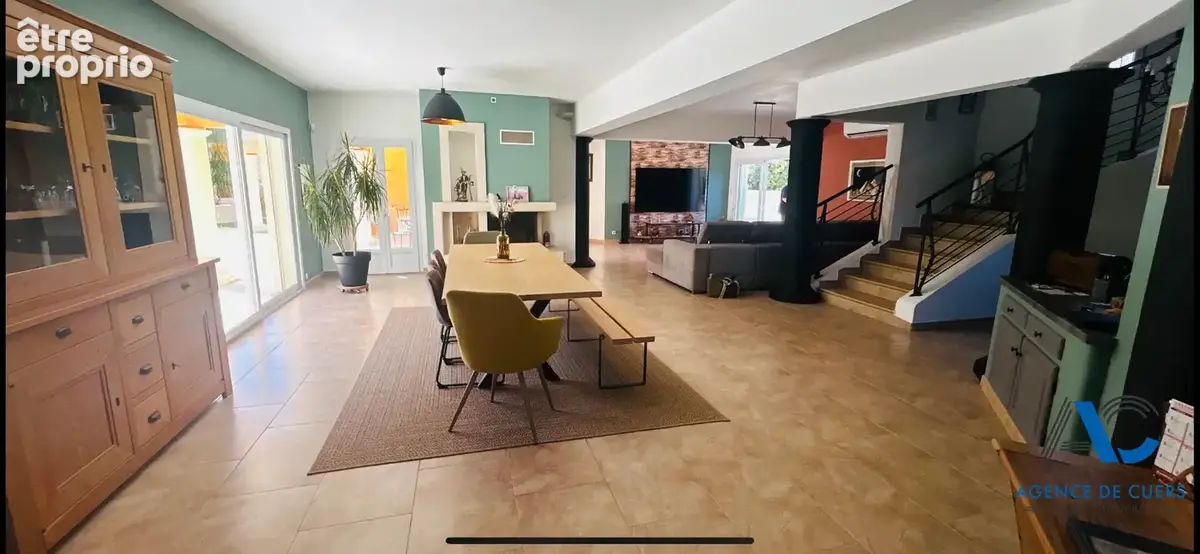 Villa Meounes Les Montrieux 6 pièce(s) 282 m2 - photo 5