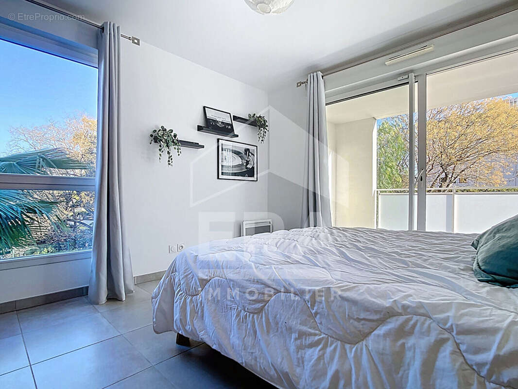 Appartement à MARSEILLE-8E