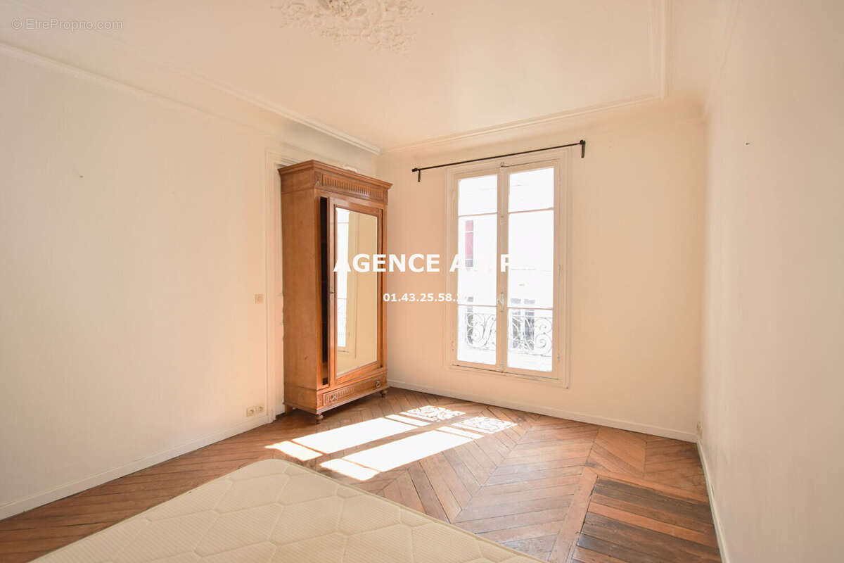Appartement à PARIS-9E