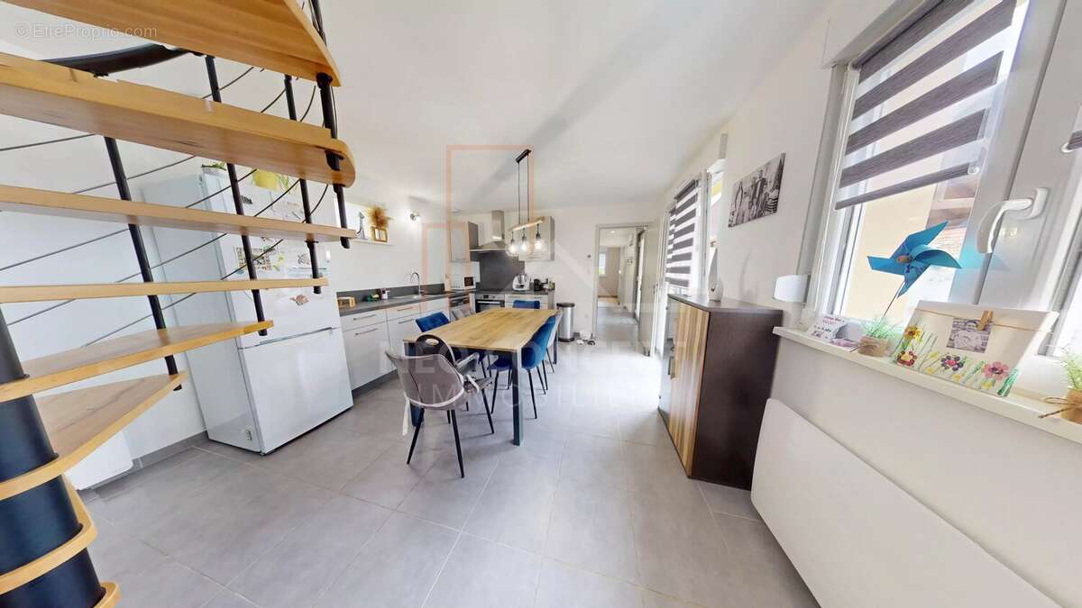 Maison à SELTZ