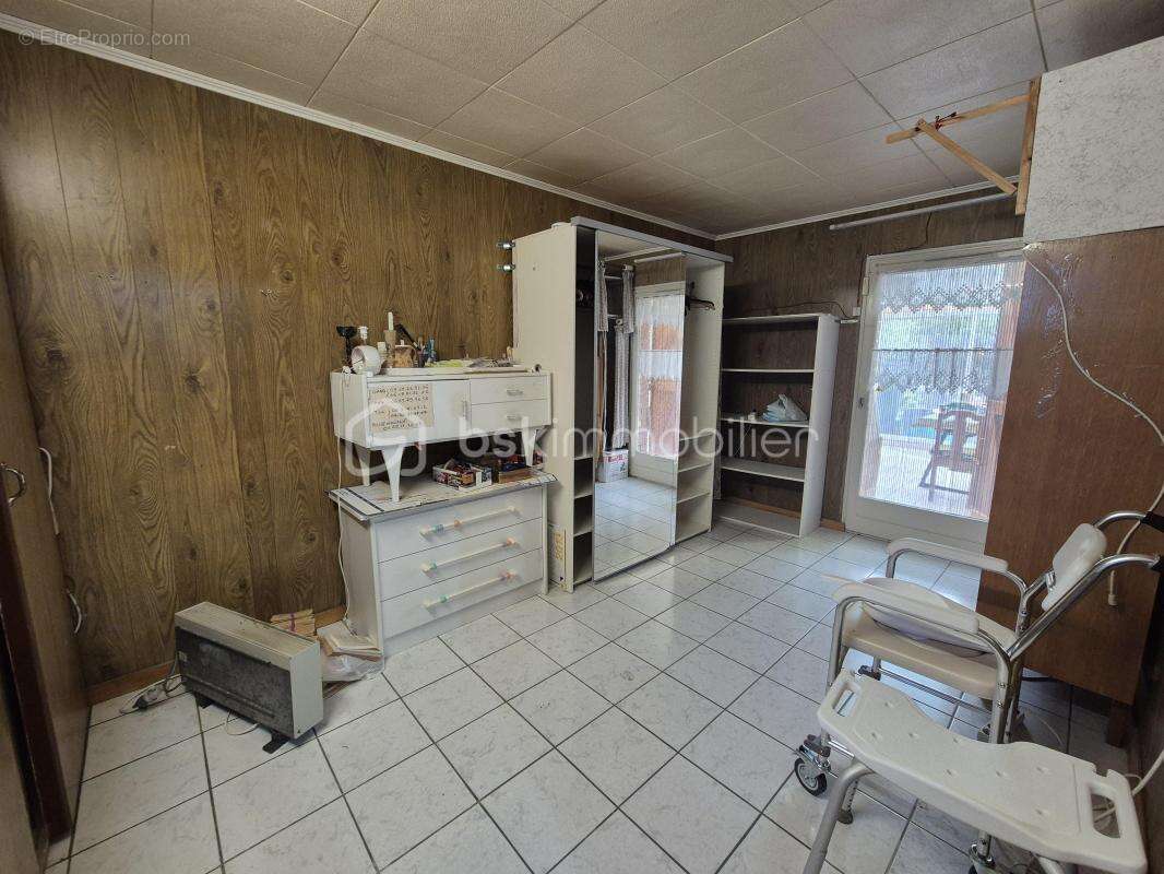 Maison familiale pleine de potentiel ! A Lisses - photo 11