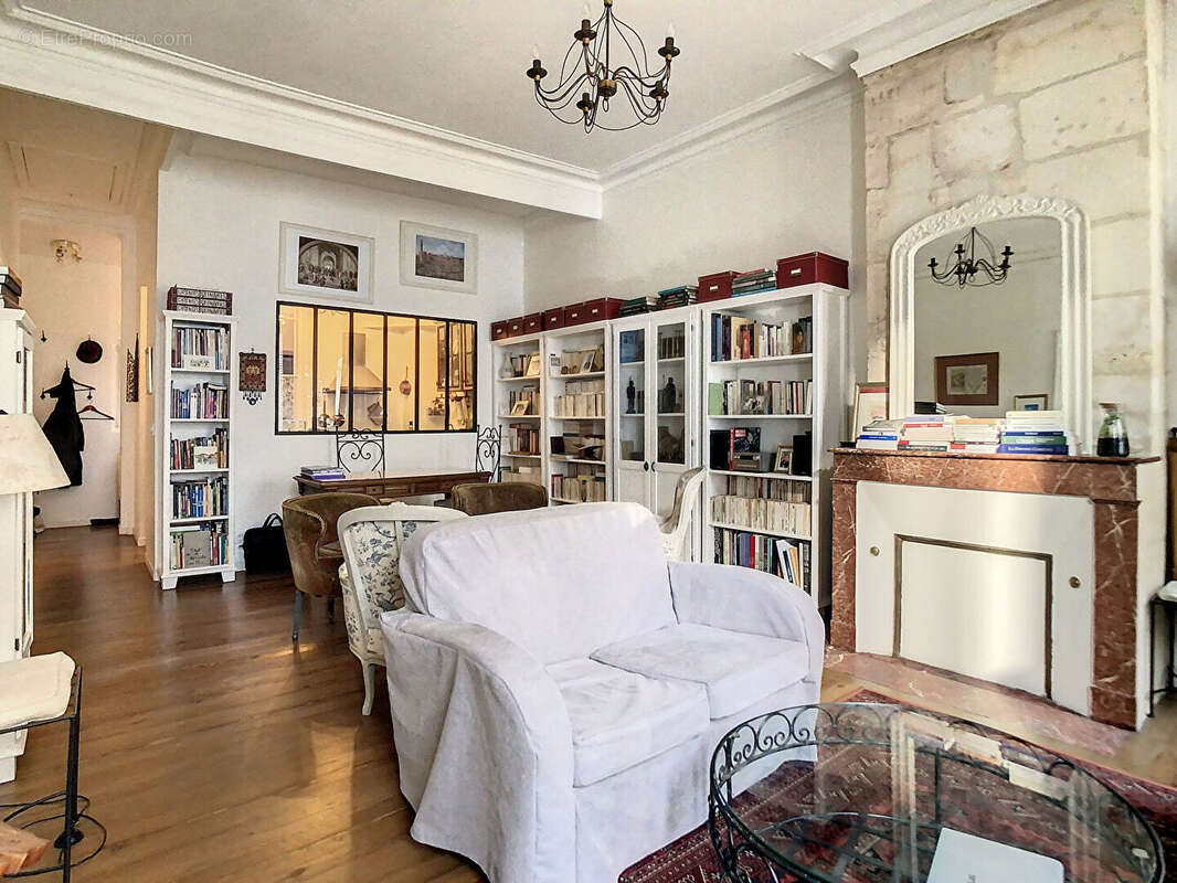 Appartement à BORDEAUX