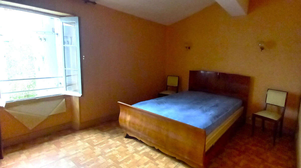 Maison à LESPARRE-MEDOC