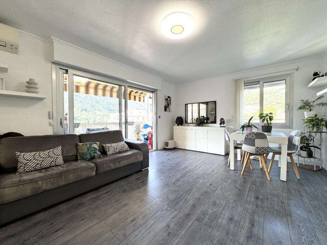 Appartement à MENTON