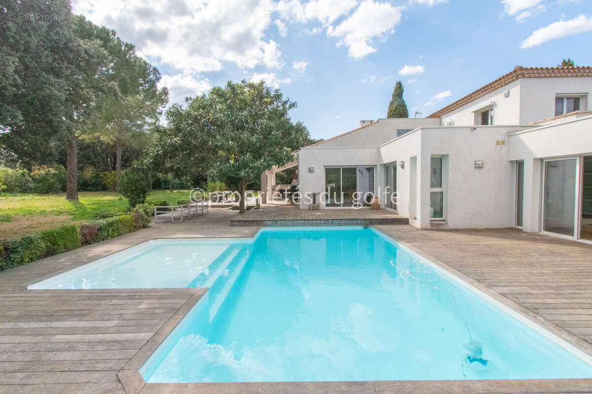 Maison à BALARUC-LE-VIEUX