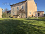 Maison à THIEBAUMENIL