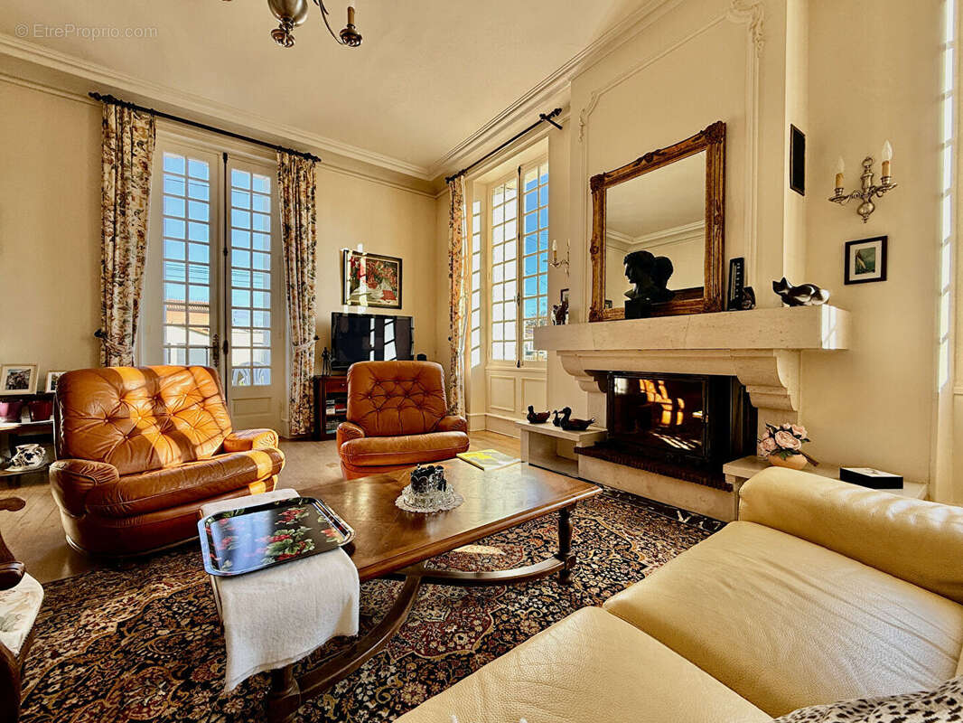 Maison à VOEUIL-ET-GIGET