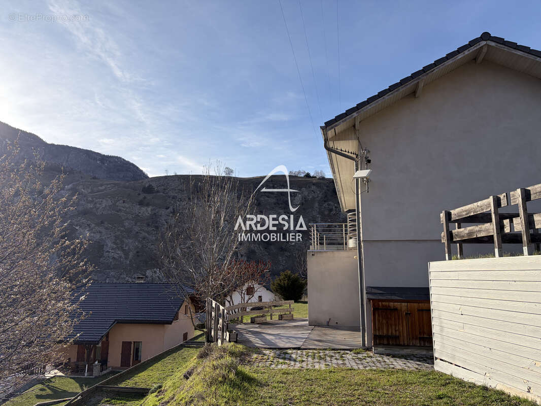 Maison à SAINT-MICHEL-DE-MAURIENNE