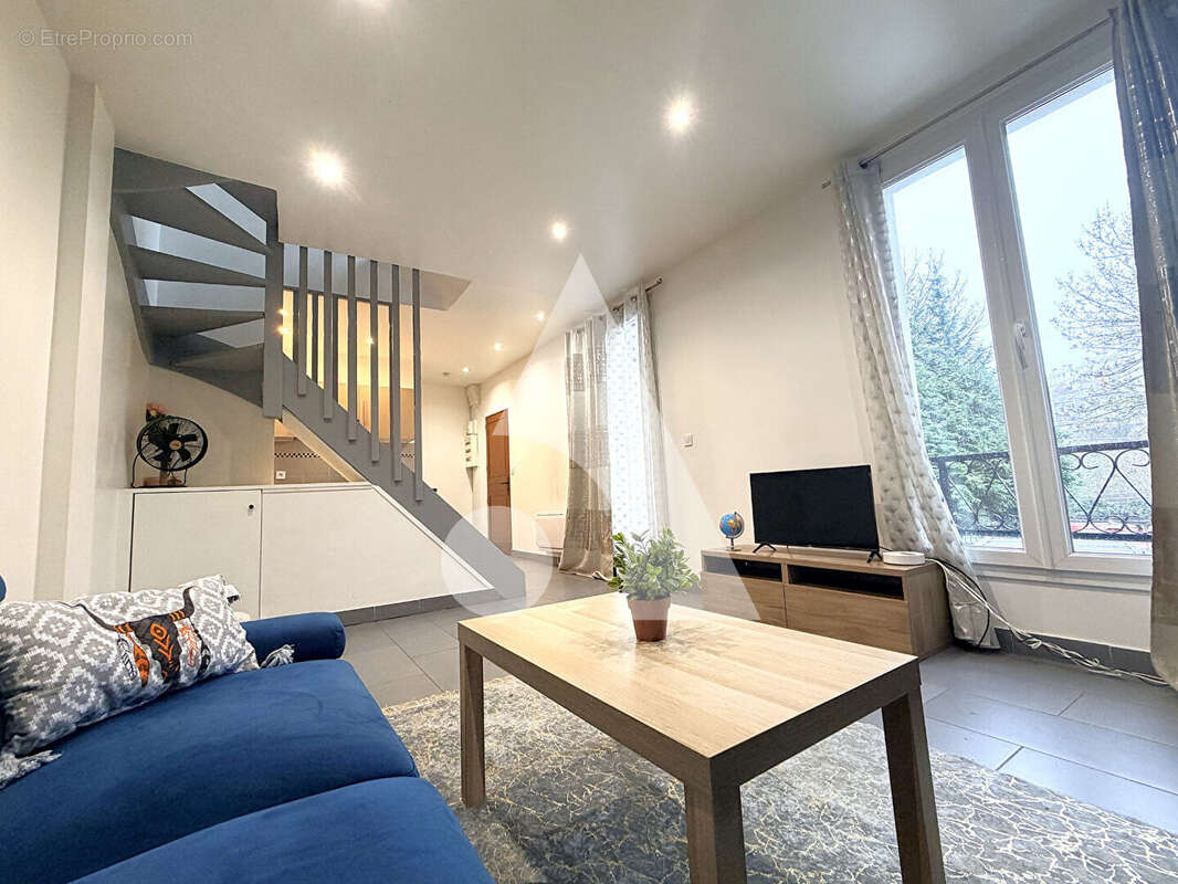 Appartement Deuil La Barre 3 pièce(s) 57.70 m2 (77.14m² au sol) - photo 3