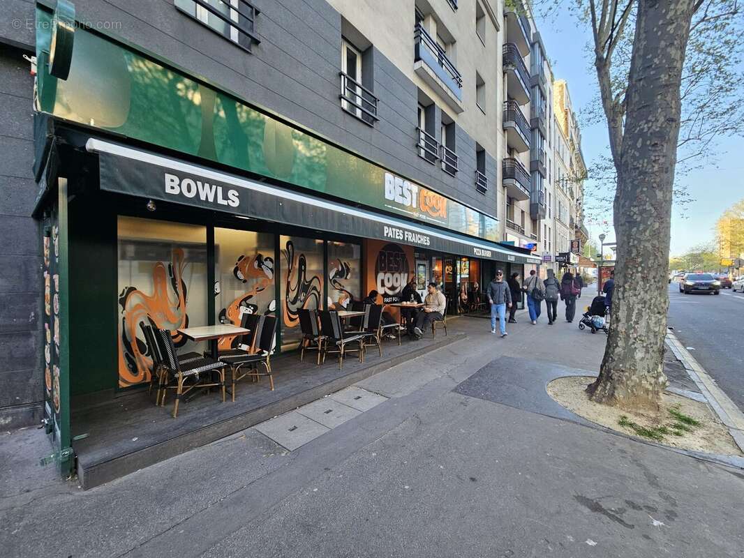 Autre à PARIS-17E