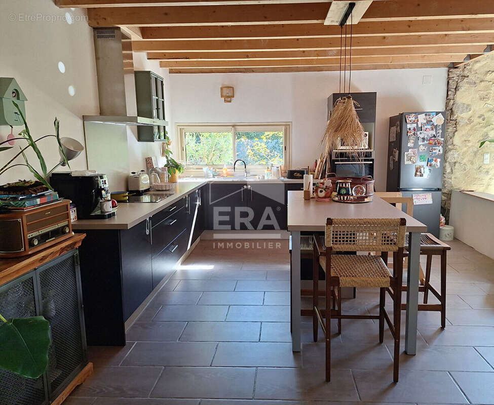 Maison à MONTPON-MENESTEROL