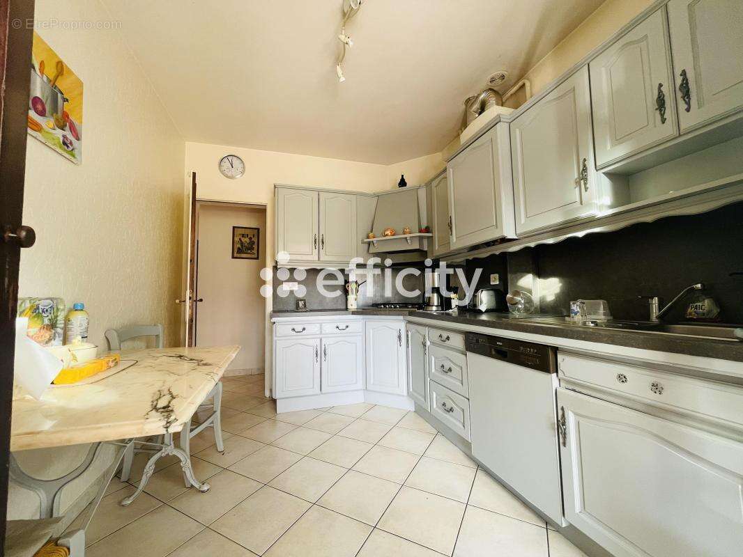 Maison à SAINTE-EULALIE