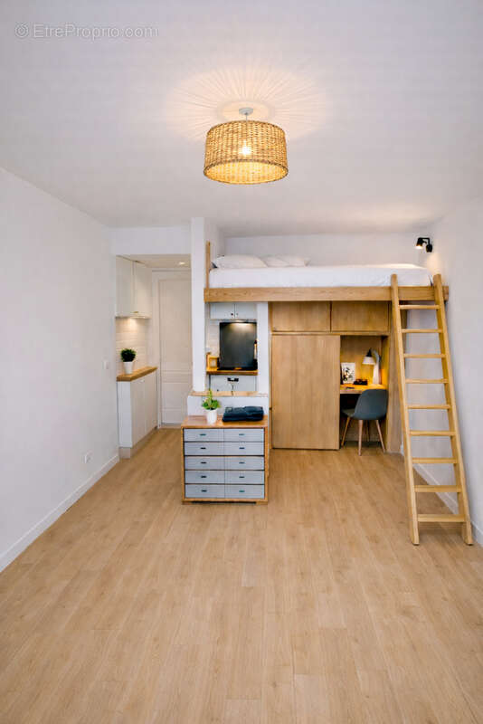 Appartement à PARIS-11E