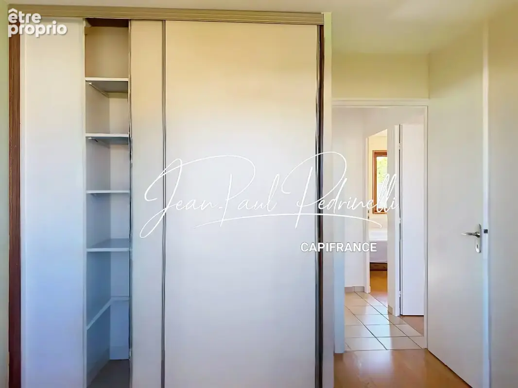 CALUIRE-ET-CUIRE – Cœur Vassieux – Villa 101 m² habitables + 115 m² Hors Carrez (double garage et annexe) – Terrain plat 770 M²  - photo 34