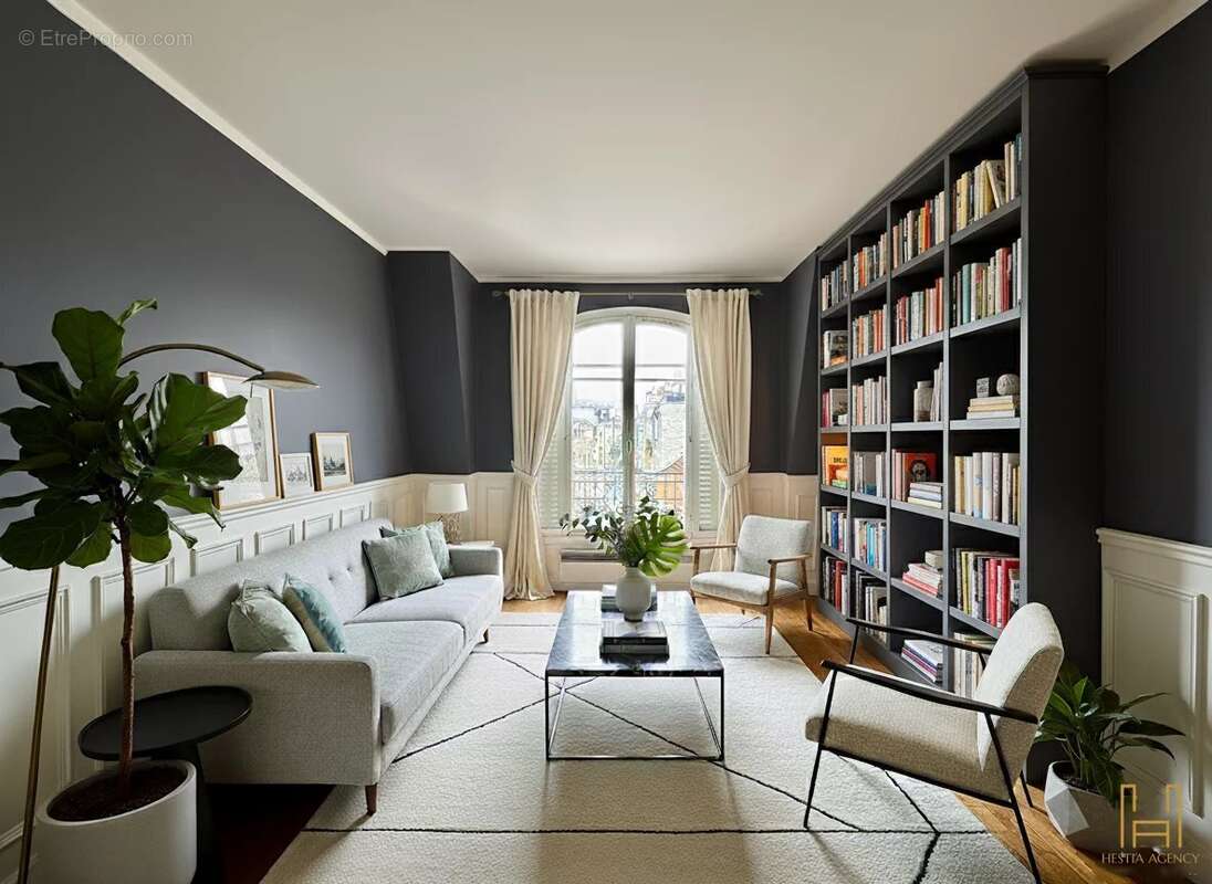 Appartement à PARIS-14E