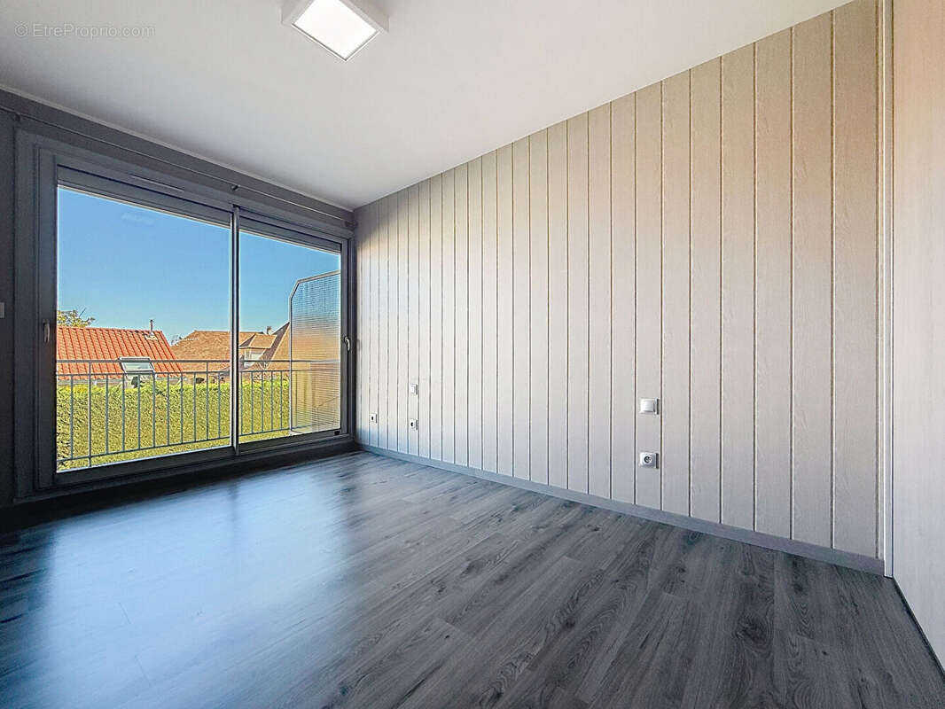 Appartement à LA VERPILLIERE