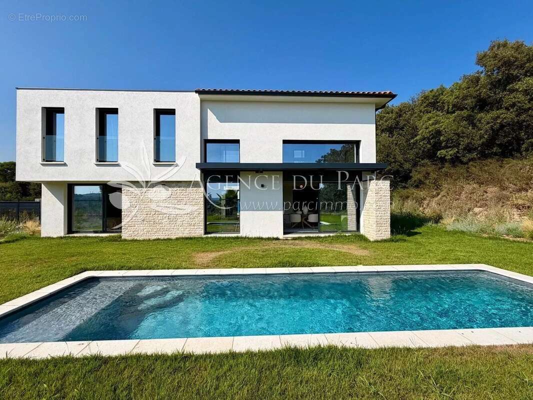 Maison à BIOT