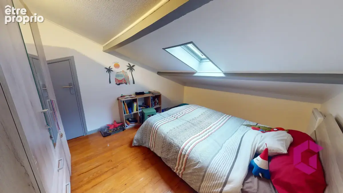 Brives-Charensac : maison 4 pièces rénovée, 3 chambres, véranda, vue dégagée sur la Loire - photo 15