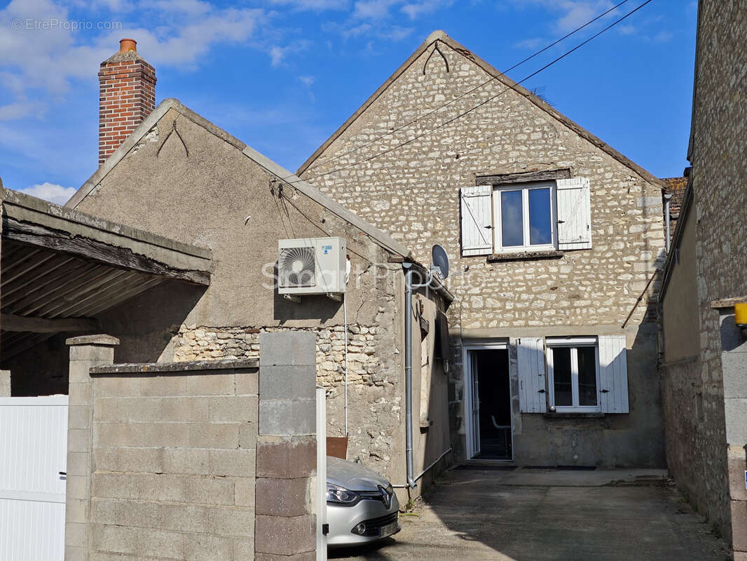 Maison à CHICHERY