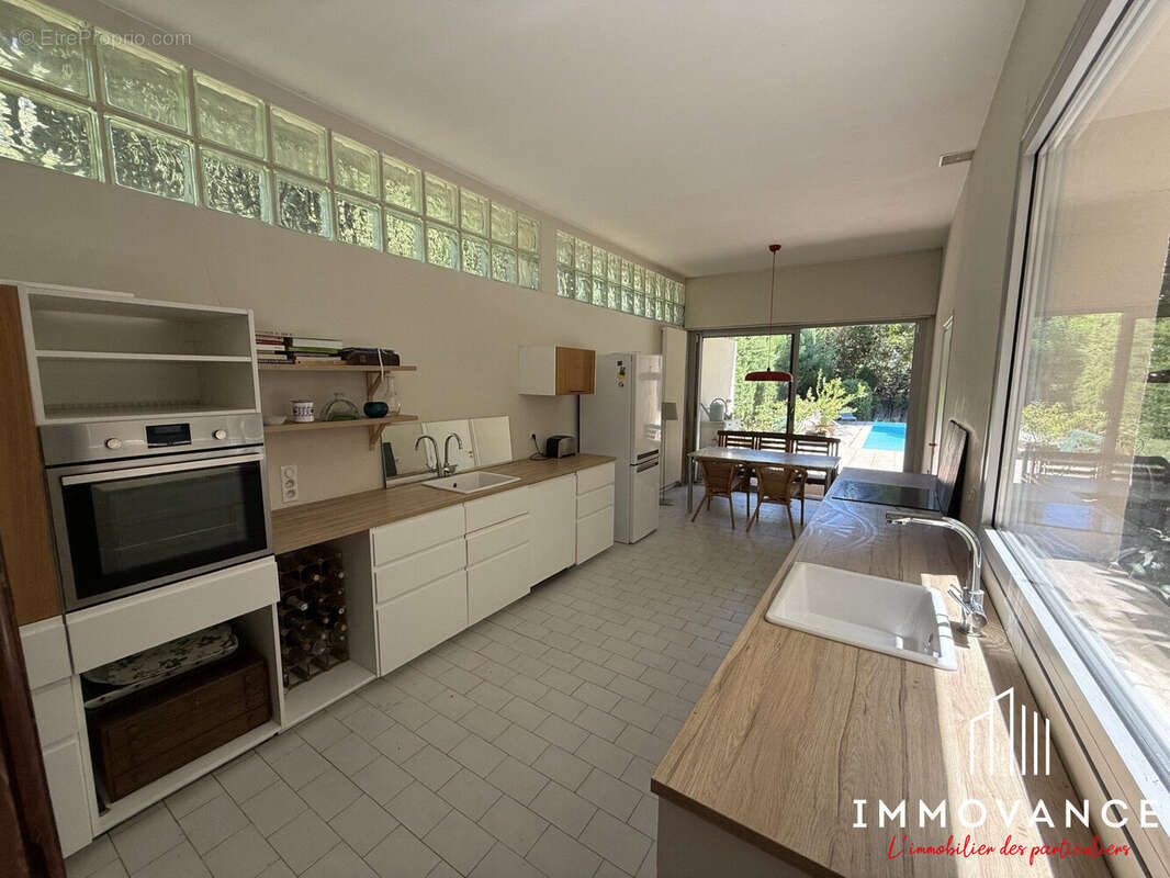 Maison 280 m² à Montpellier  - photo 6