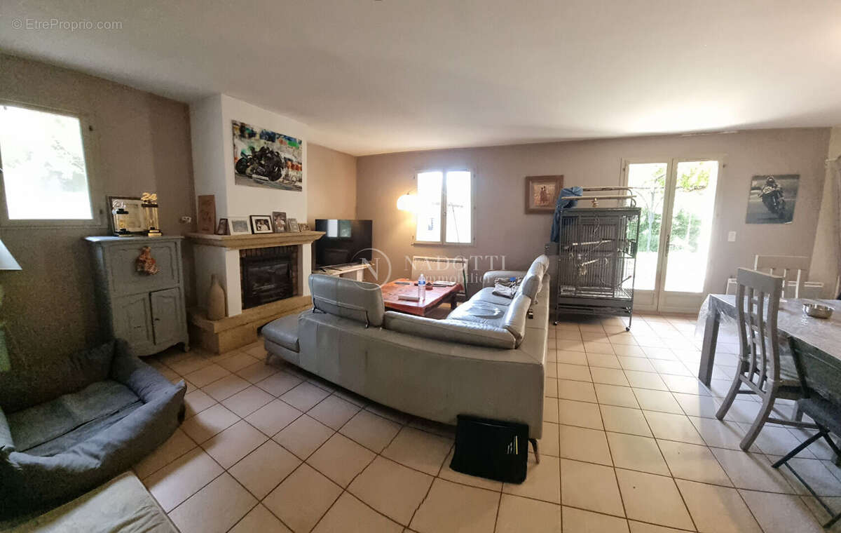 Maison à VILLELAURE