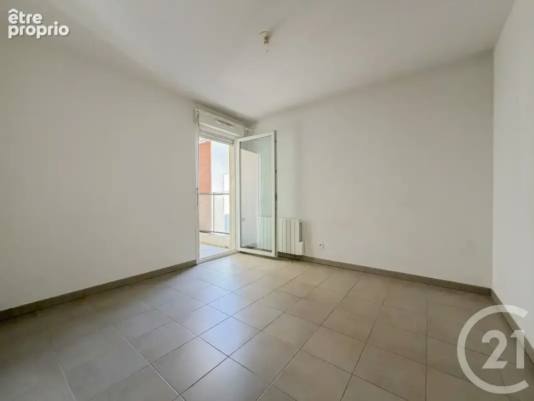Appartement 3 pièces 61 m² à vendre à Villeurbanne (69100) - photo 4