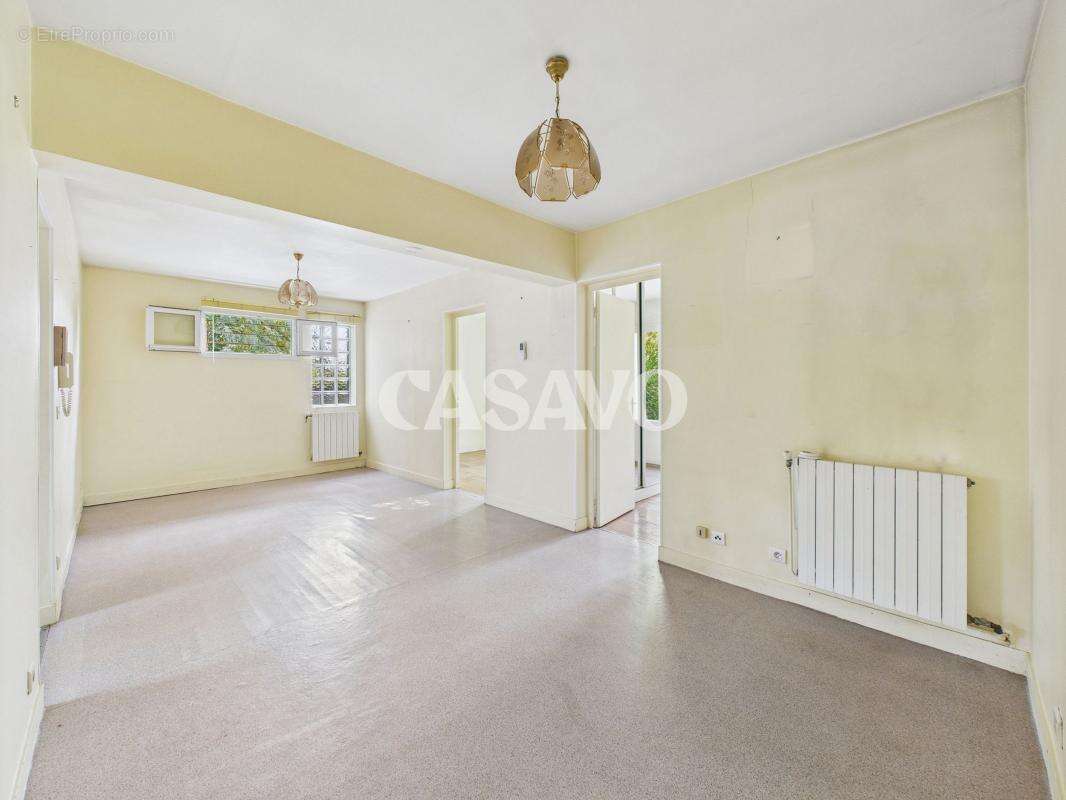 Maison à CHENNEVIERES-SUR-MARNE