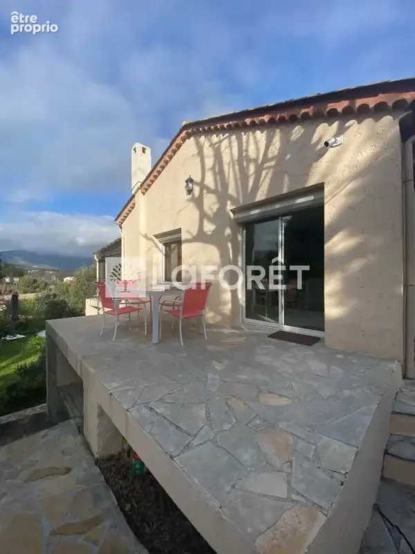 Opio villa avec piscine, vue dégagée et beau terrain de 2 950 m2 - photo 4