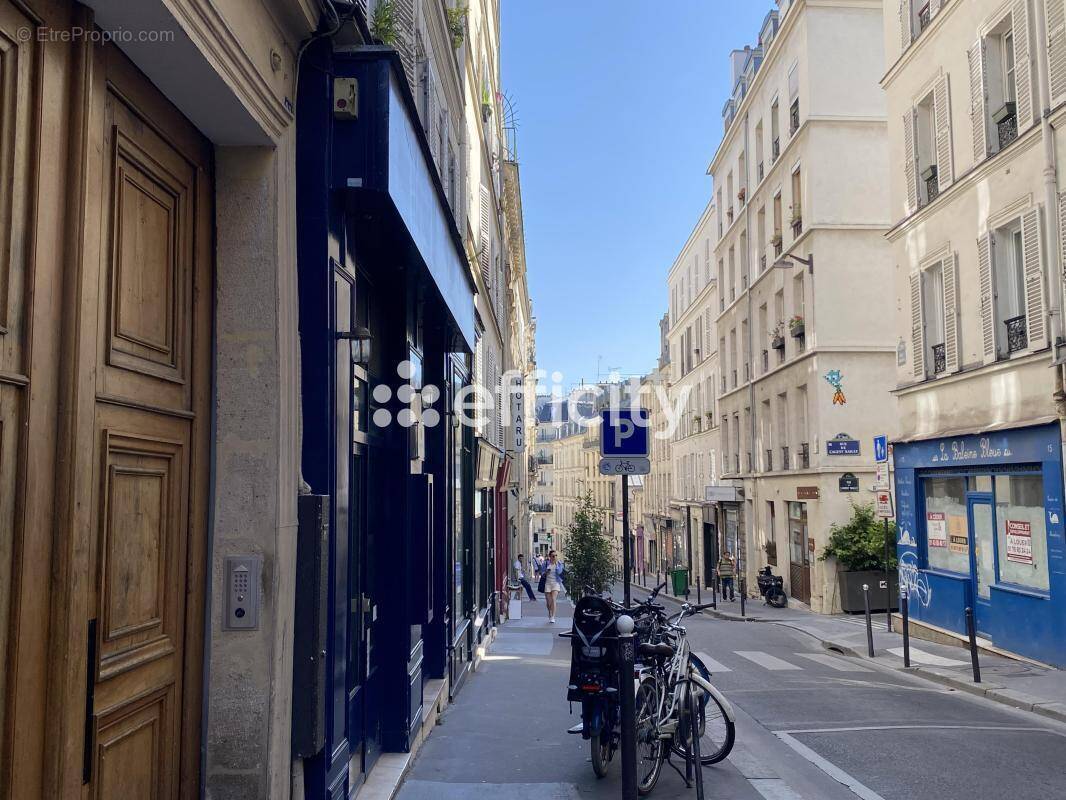 Appartement à PARIS-9E
