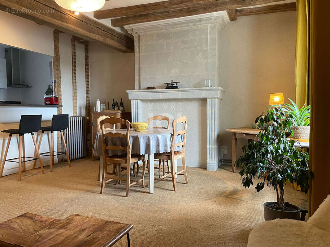 Appartement à AVRILLE