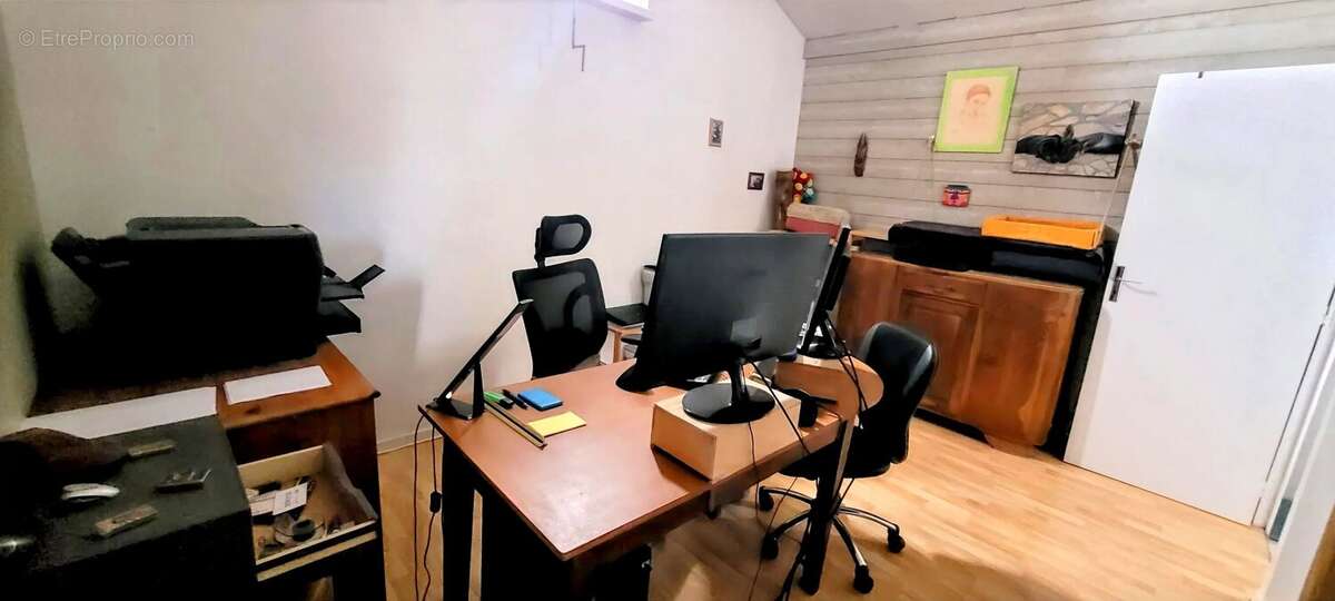 Maison à SAINT-MARTIN-LACAUSSADE