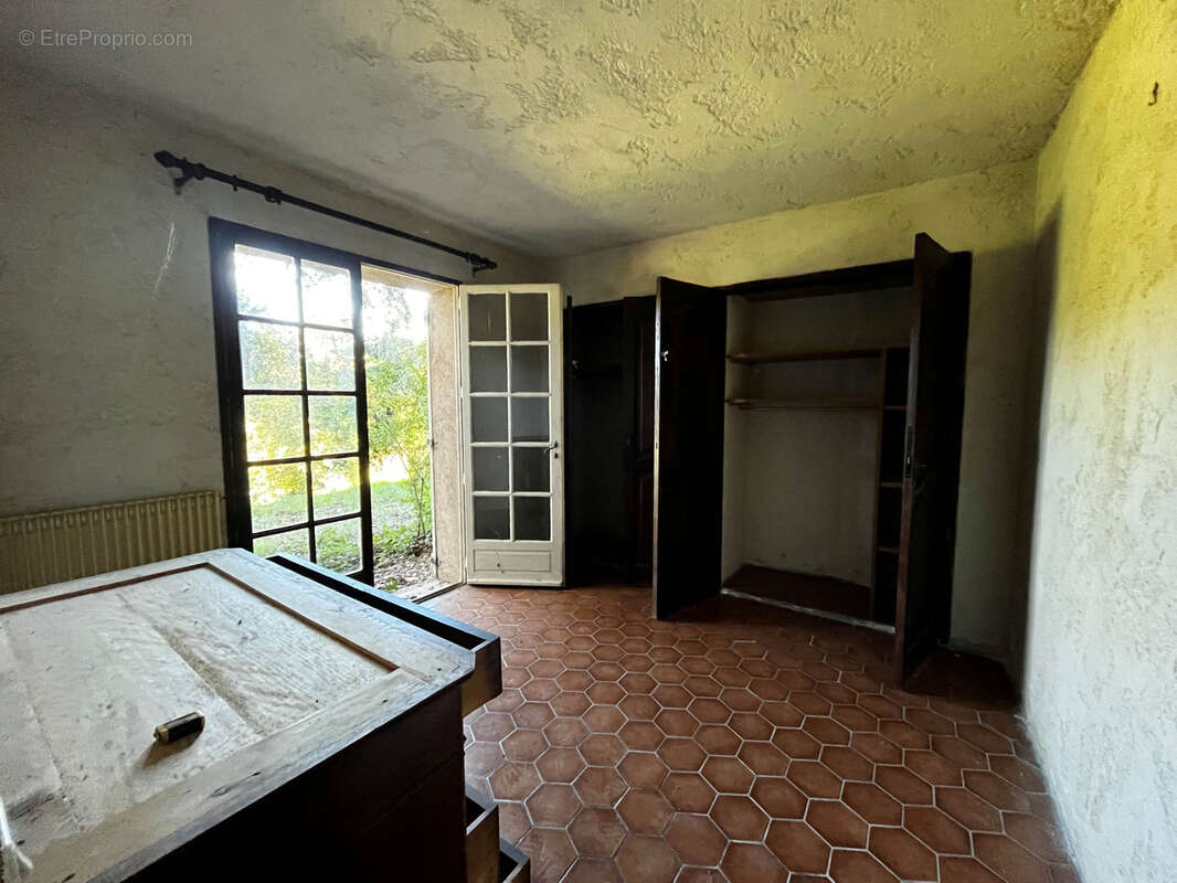 Maison à LA GARDE-FREINET