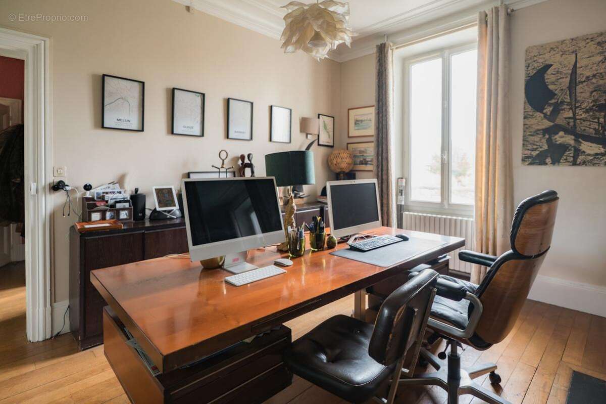 Maison 300 m² à Melun  - photo 18