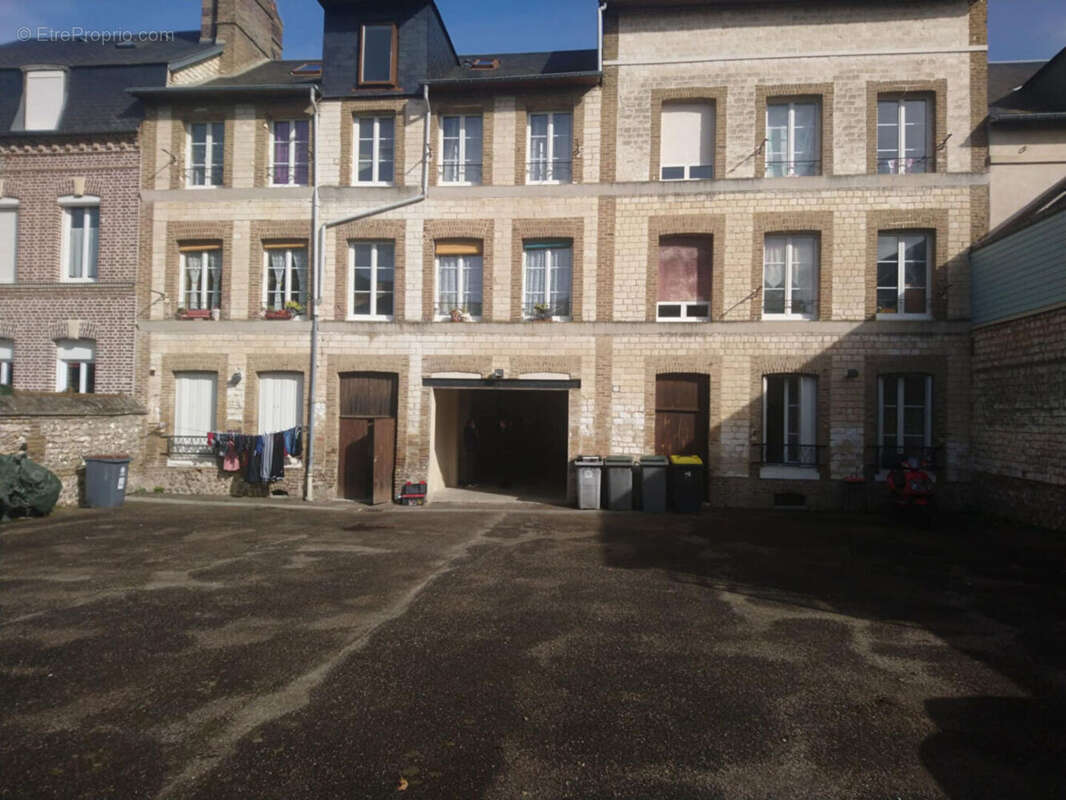 Appartement à CAUDEBEC-LES-ELBEUF