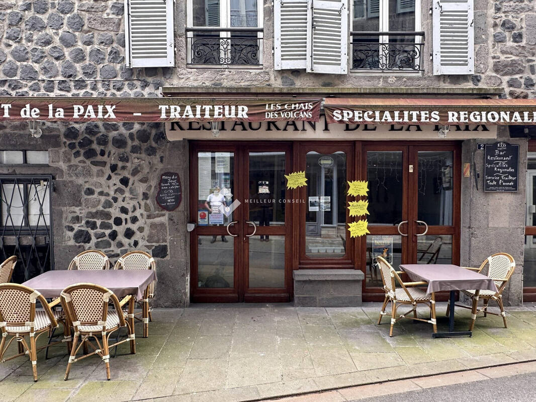 Autre à MURAT