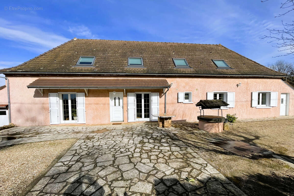 Maison à DIGOIN