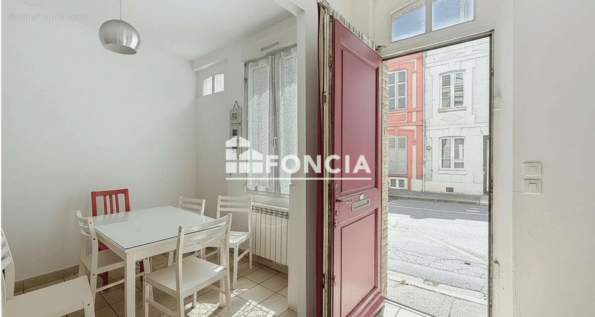 Trouville-sur-mer, maison à vendre proche des Quais et de la gare - photo 4