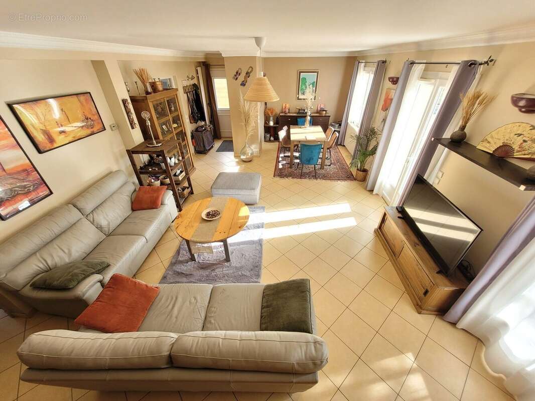 Maison à GOUSSAINVILLE