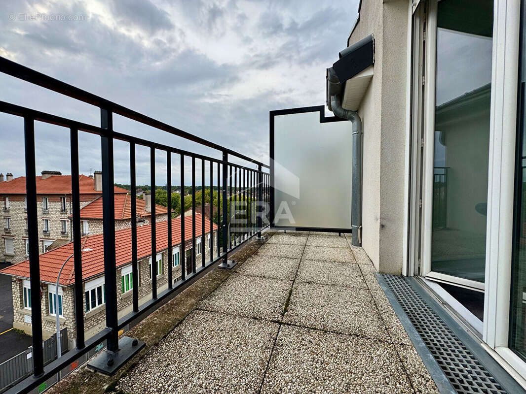 Appartement à QUINCY-SOUS-SENART