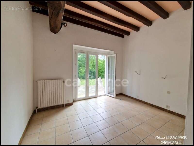 Maison à MALAY-LE-GRAND
