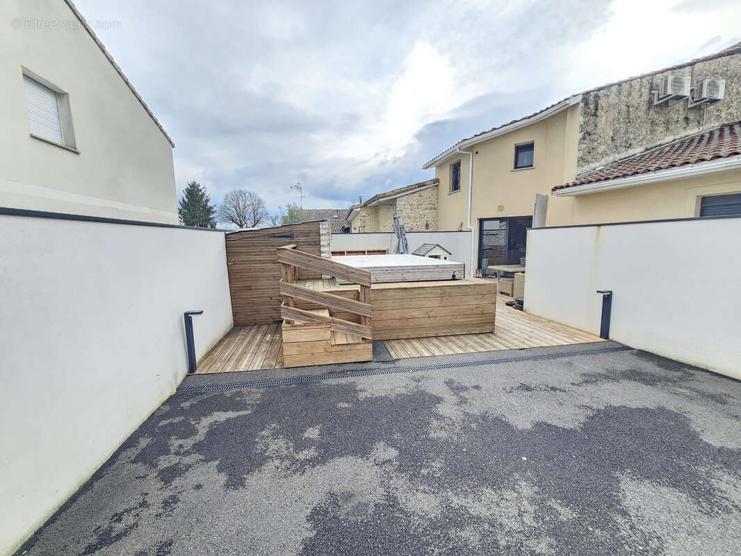 Maison à CASTELNAU-DE-MEDOC