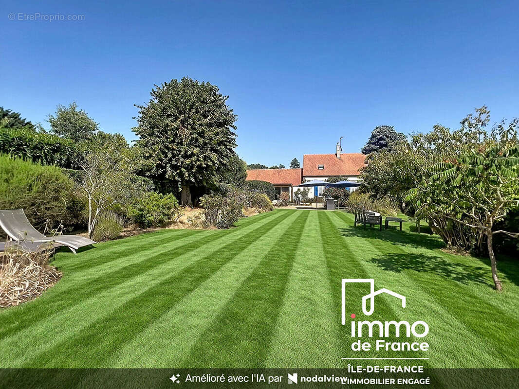 Charmante maison de 6 pièces à vendre à Landelles - 245 000 - photo 19