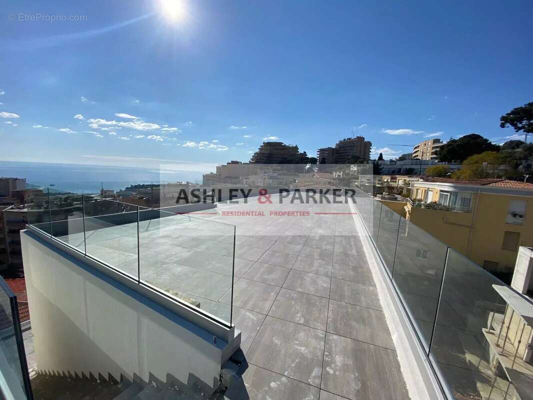 Appartement à BEAUSOLEIL